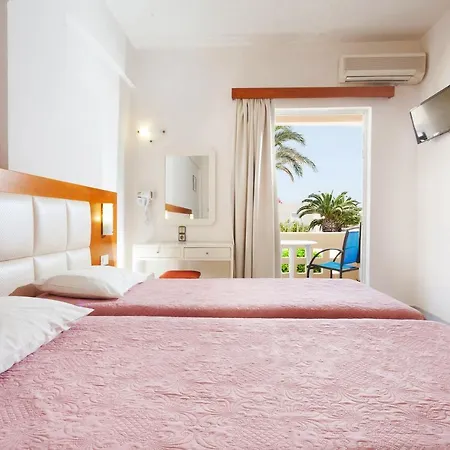Relax Hotel 2*